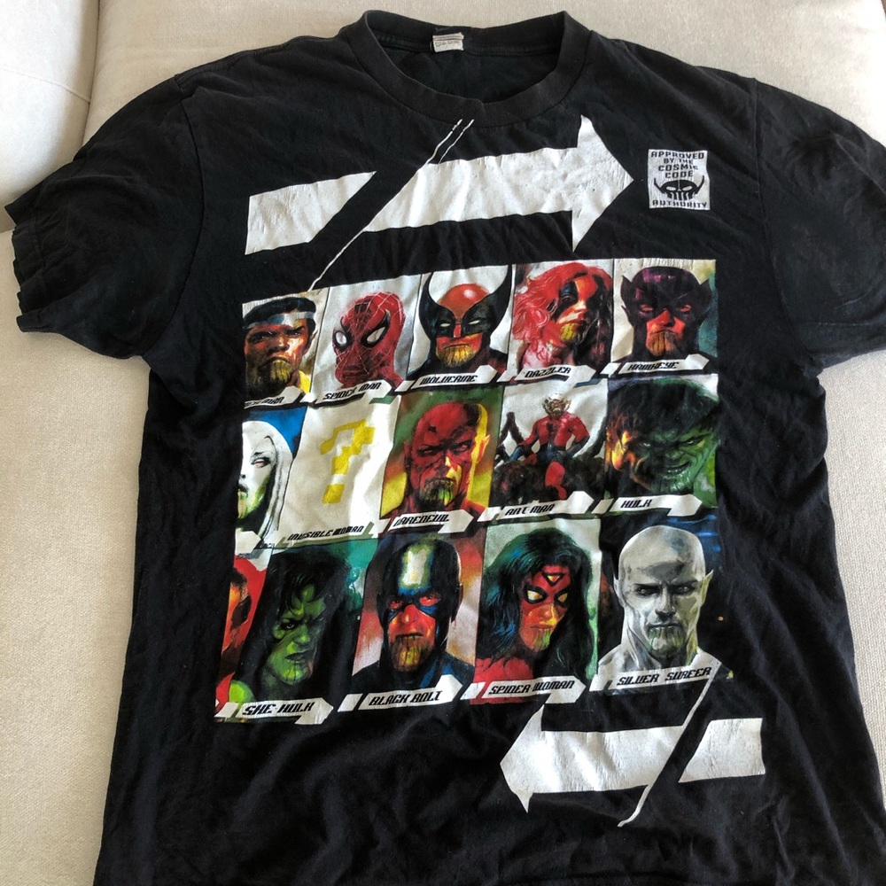 Black Marvel short sleeve